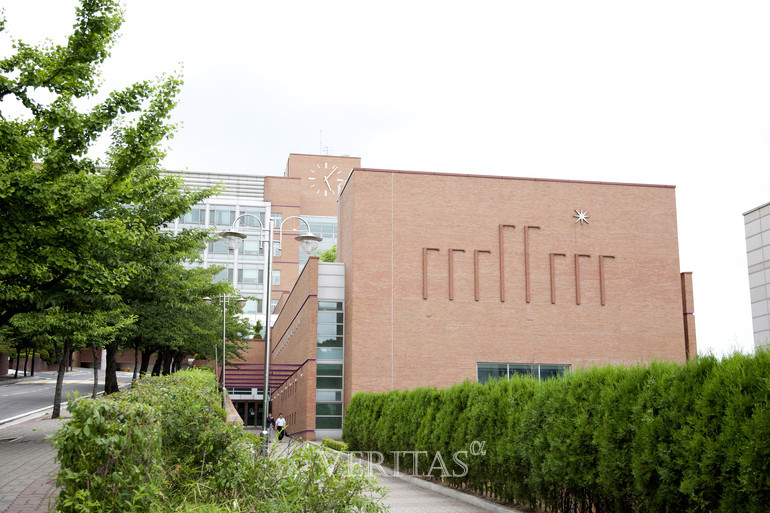 경인교대가 코로나 상황을 이유로 2021수시 면접고사 방식과 일정을 변경한다고 25일 밝혔다. 개인면접만 실시하고 면접일정은 12월4일 하루 시행으로 변경됐다. /사진=경인교대 제공