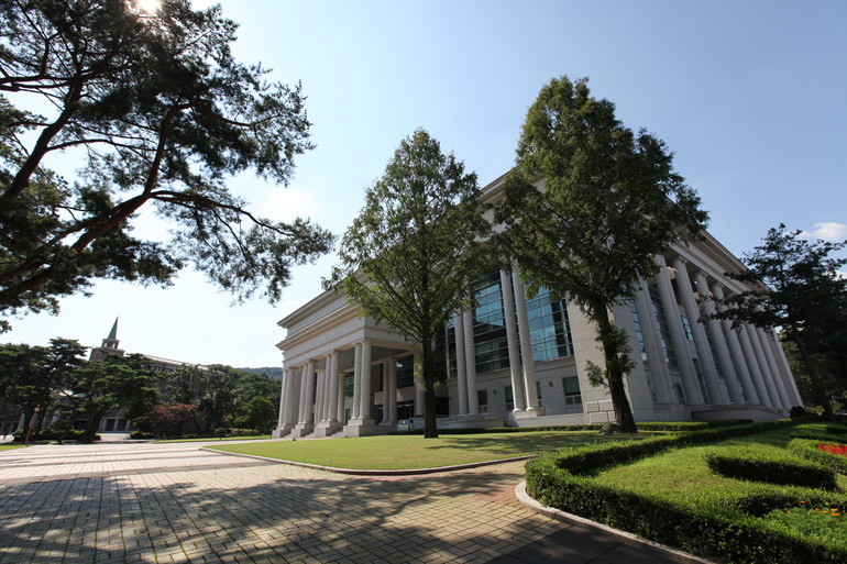 삼육대는 5월부터 7월까지 학생과 교사를 대상으로 고교방문 입학설명회를 진행한다. 설명회는 2023학년 대입전형 안내와 2022학년 대입결과 안내로 구성된다. /사진=삼육대 제공