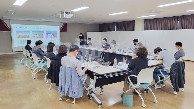 한국교통대 충북과학문화거점센터는 충주시 문화창업재생허브에서 '2022년 민간주도 과학문화 활성화 워크숍'을 개최했다/사진=한국교통대 제공