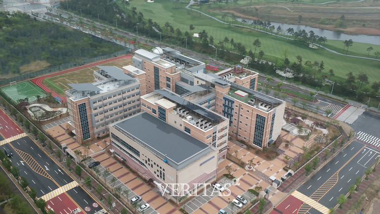 2일 오후5시 원서접수를 마감한 영재학교 인천과학예술영재학교(인천영재)의 2023학년 경쟁률은 정원내 기준 6.33대1(모집인원75명/지원인원475명)로 나타났다. 지난해 7.41대1(75명/556명)보다 하락했다. 모집인원은 75명으로 전년과 동일하지만 지원자가 81명 감소한 것이다. /사진=인천영재 제공