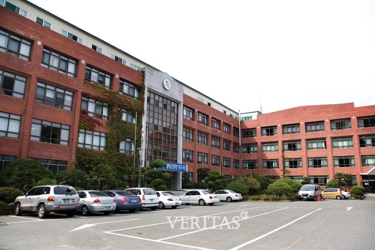 부산과고의 2023학년 경쟁률이 상승/하락했다. 2023 신입생 모집 원서접수 결과 최종경쟁률은 —대 1로 나타났다. / 사진=베리타스알파DB