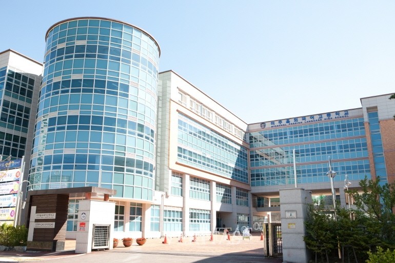 미추홀외고가 2023 최종 입학설명회를 연다고 최근 밝혔다. /사진=베리타스알파DB