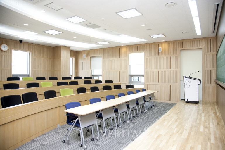 의대 제재로 인해 영재학교 중도이탈이 늘었다는 주장은 과연 사실일까. 영재학교의 의대 진학률은 오히려 상승세인 반면, 최근 4년간의 중도이탈률은 하락세인 것으로 나타났다. /사진=베리타스알파DB