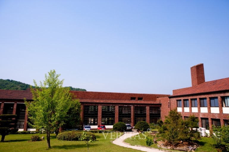 전국단위 자율학교 한일고가 2023학년 1학기 전편입생을 모집한다고 최근 밝혔다. 전국단위 선발로 국내 고교에 재학중인 2학년이라면 지원 가능하다.  사진=한일고 제공