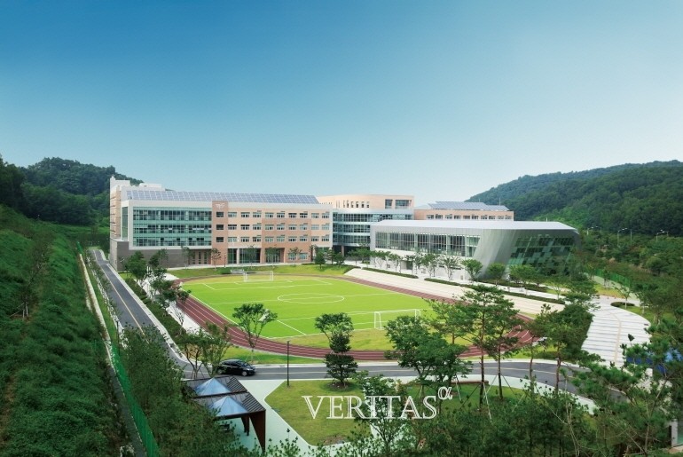 충남삼성고가 중3을 대상으로 충남삼성고 수업을 체험할 수 있는 캠프를 연다고 최근 밝혔다.  /사진=충남삼성고 제공