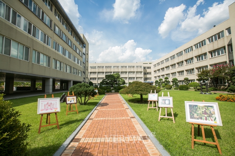 미림여고가 2024학교설명회를 내달25일 미림여고 미디어스퀘어실에서 연다고 18일 밝혔다.  /사진=미림여고 제공