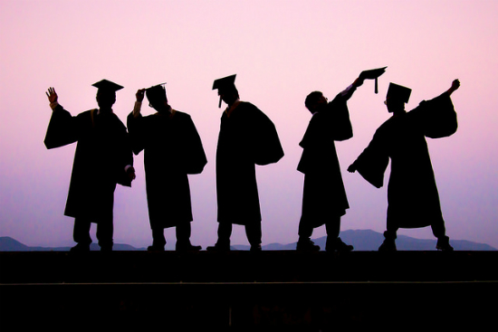 정부가 의대 정원 확대 계획을 연내 발표한다고 밝히면서 이공계 인재 양성 위기론이 커지는 가운데 최근 5년간 이공계 대학원에서 1만6000명이 이탈했다는 결과가 발표돼 충격을 안기고 있다. /사진=베리타스알파DB