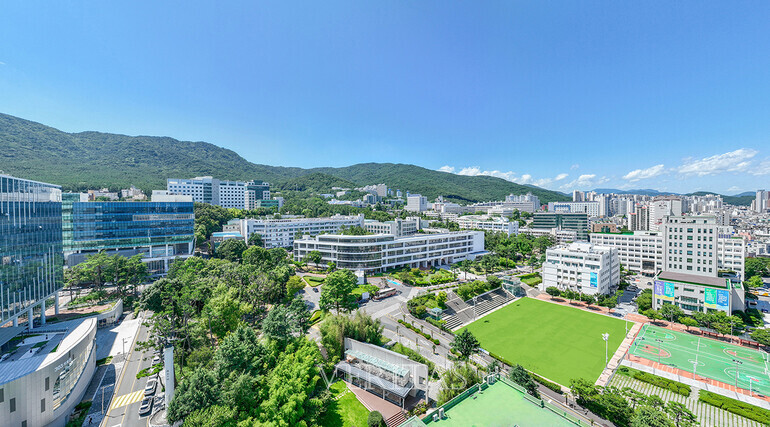  부산대가 2024정시 전공알림 데이를 내달13일 부산항국제전시컨벤션센터에서 실시한다고 최근 밝혔다.  /사진=부산대 제공 