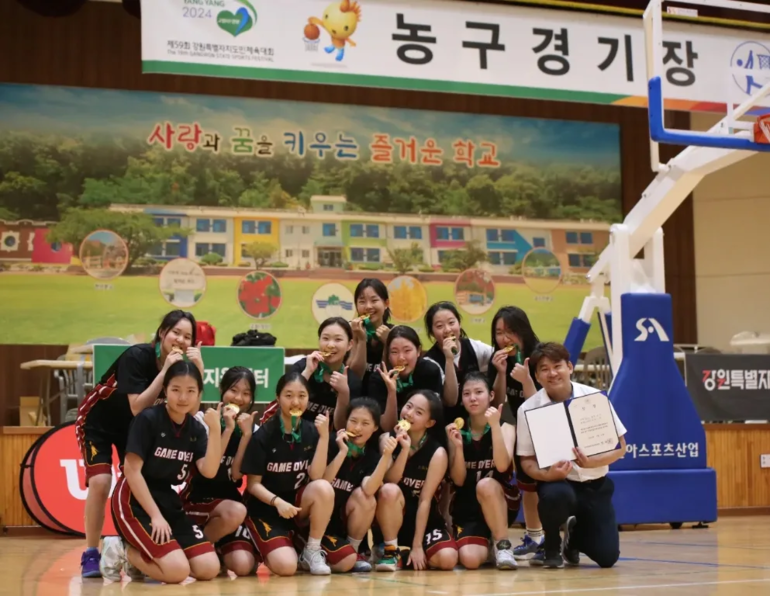 국내 영재교육 대표주자인 민사고가 제59회 강원도민 체육대회에 참가해 우수한 성적을 거둬 눈길을 끈다. /사진=민사고 제공