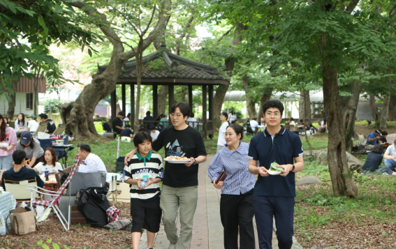남해해성고가 13일 학업에 지친 학생들을 위해 ‘해성해피데이’ 행사를 실시했다고 밝혔다. /사진=남해해성고 제공