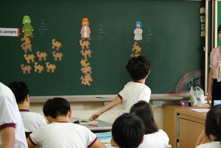 정부가 초중고 교원 정원을 매년 감축하면서 교원을 양성하는 교대와 사대의 위기가 해소되지 않을 전망이다. /사진=베리타스알파DB