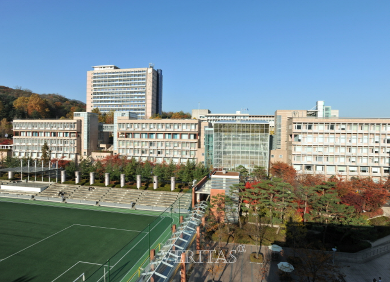 올해 논술전형을 신설한 국민대가 수험생들의 논술전형 대비를 돕기 위해 2026논술가이드북을 공개했다. /사진=국민대 제공