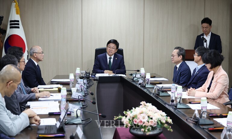 교육부가 25일 고교학점제 운영 개선 대책을 발표했다. 교사들의 부담은 일부 완화됐지만, 대입과의 엇박자는 그대로다. /사진=교육부 제공