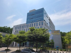 경상국립대 경남진주강소특구 6개사 강소연구개발특구육성(R&D)사업 선정 - 뉴스 썸네일 이미지